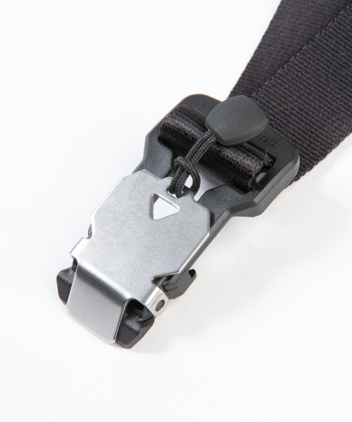 alfredoBANNISTER（アルフレッドバニスター）の「ミリタリーナイロンベルト（ベルト・メンズ・ブラック/ネイビー/ホワイト・フリー）」の8枚目の写真