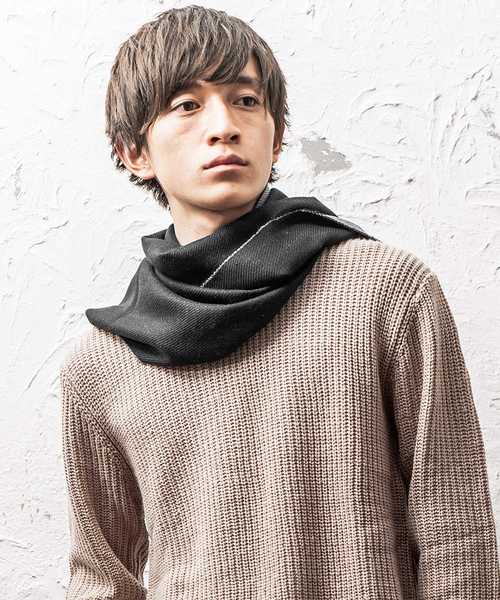 MinoriTY(マイノリティ)の「Wフェイスマフラー/カシミア混(マフラー・メンズ・ホワイト/ブラック/ベージュ/ネイビー/ブルー/ブラック系その他/キャメル/テラコッタ・FREE)」の4枚目の写真