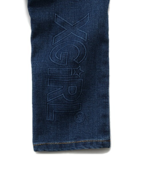 X-girl Stages（エックスガールステージス）の「タテロゴデニムロングパンツ（デニムパンツ・キッズ・ネイビー/サックスブルー・80ｃｍ/90cm/100cm/110cm/120cm/130cm/140cm）」の7枚目の写真