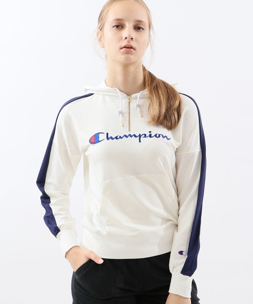 Champion(チャンピオン)の「【Champion/チャンピオン】レディース アクティブスタイル ハーフジップスウェットパーカー(パーカー・レディース・ホワイト/ダークネイビー/レッド系その他4/グレー/グリーン系その他・MEDIUM/LARGE)」の2枚目の写真