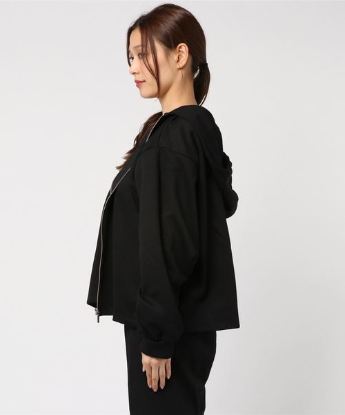 notch.(ノッチ)の「オーバーサイズジップパーカー(パーカー・レディース・ブラック/ネイビー/オフホワイト・M)」の4枚目の写真