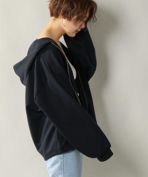 notch.(ノッチ)の「オーバーサイズジップパーカー(パーカー・レディース・ブラック/ネイビー/オフホワイト・M)」の3枚目の写真