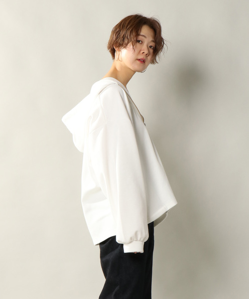 notch.(ノッチ)の「オーバーサイズジップパーカー(パーカー・レディース・ブラック/ネイビー/オフホワイト・M)」の21枚目の写真