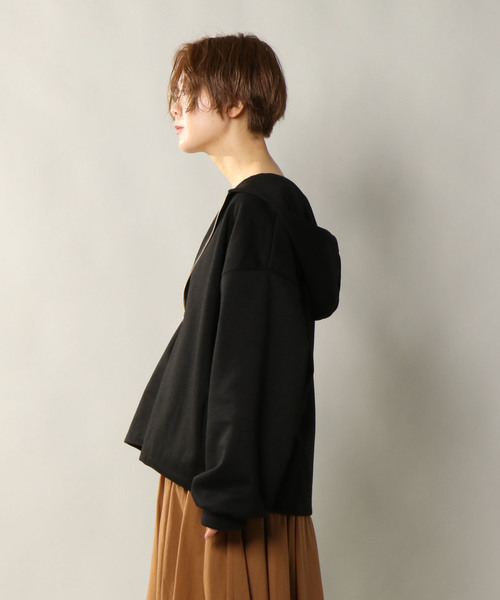 notch.(ノッチ)の「オーバーサイズジップパーカー(パーカー・レディース・ブラック/ネイビー/オフホワイト・M)」の13枚目の写真