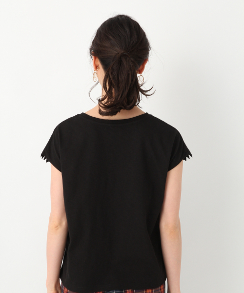 GLOBAL WORK(グローバルワーク)の「ソデカットシシュウ半袖/832838(Tシャツ/カットソー・レディース・ブラック/ホワイト/ネイビー/ブラウン・LARGE/MEDIUM)」の6枚目の写真