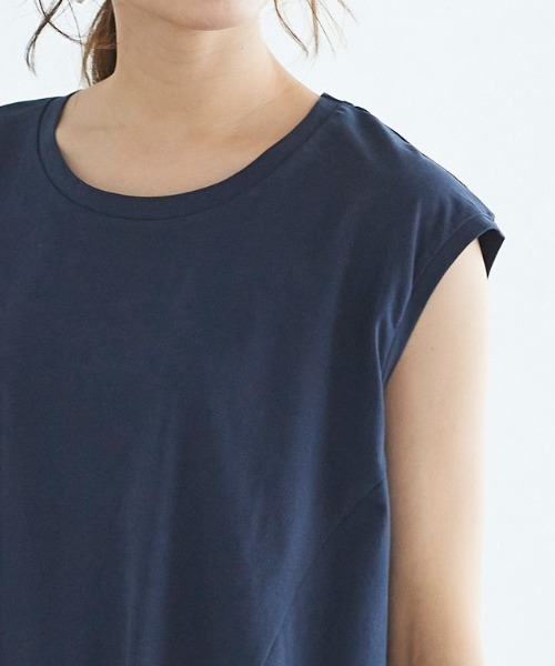 Pierrot(ピエロ)の「フレンチスリーブフレアTシャツ(Tシャツ/カットソー・レディース・ネイビー/オフホワイト/ベージュ/グレイッシュベージュ/ブラック/キャメル・L/M)」の21枚目の写真