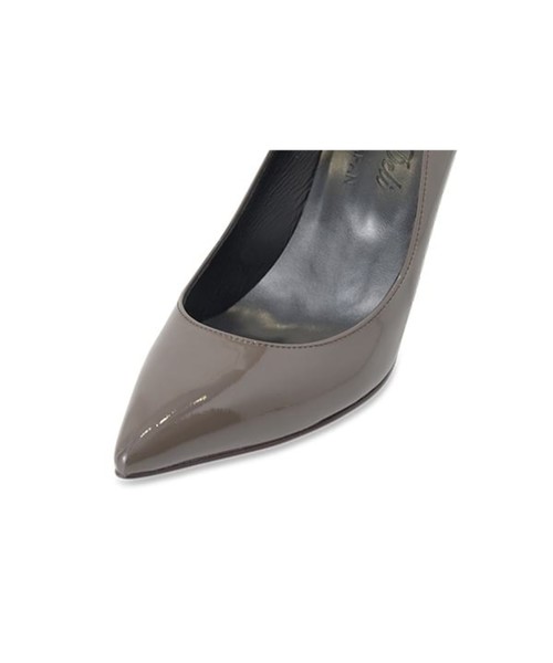 STYLE DELI(スタイルデリ)の「【Made in JAPAN】7.5cmポインテッドパンプス/パテント(パンプス・レディース・グレー系その他・23/24/22/22.5)」の13枚目の写真