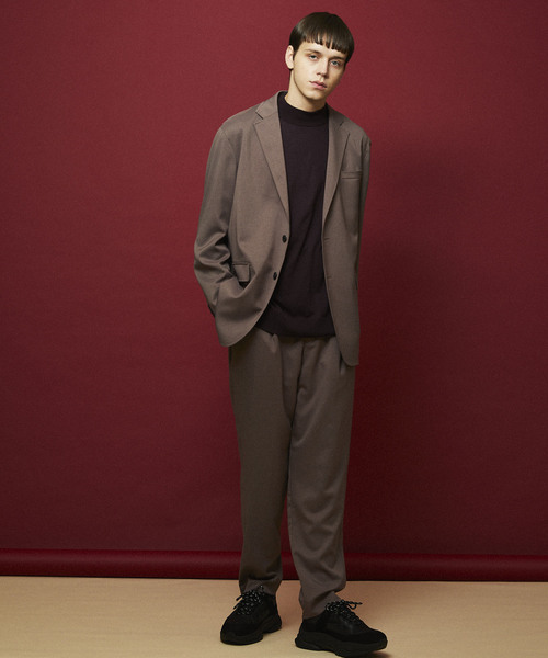 MAISON SPECIAL（メゾンスペシャル）の「強撚ドライワイドテーパードパンツ【MAISON SPECIAL/メゾンスペシャル】■セットアップ対応■（スラックス・メンズ・ブラウン/ブラック・44/46/48）」の9枚目の写真