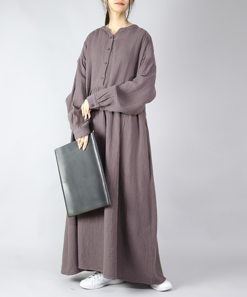 and it_(アンドイット)の「前ボタンフレアダブルガーゼワンピース(ワンピース・レディース・ブラック/キャメル/モカ/グレー/オリーブ/ネイビー/ライトグリーン・L/M/M-Long/L-Long)」の19枚目の写真