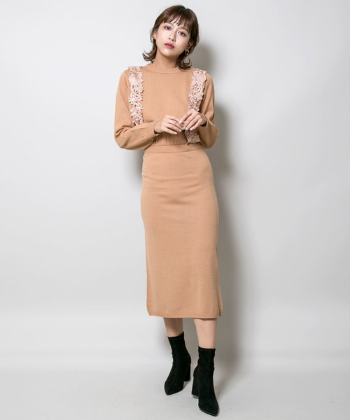 MILLION CARATS（ミリオンカラッツ）の「花レースニットワンピース抗菌・防臭・UV加工（ワンピース・レディース・ブラック/ベージュ/グレー/レッド/ブラック系その他/ベージュ系その他/グリーン・FREE）」の5枚目の写真