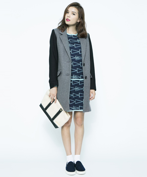 MILKFED.(ミルクフェド)の「FLAG JQ KNIT SKIRT (スカート/タイト/総柄/フラッグ)(スカート・レディース・ネイビー/ピンク・MEDIUM/SMALL)」の2枚目の写真