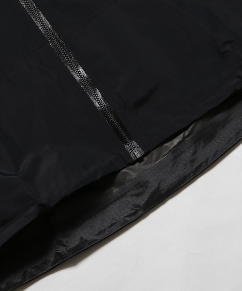 ARC'TERYX（アークテリクス）の「Arc'teryx/アークテリクス 23705 Beta SL Jacket ジャケット（マウンテンパーカー・メンズ・ブラック・L/S/M/XL）」の3枚目の写真