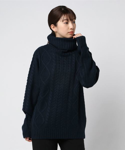 INNOCENT(イノセント)の「ケーブルタートルネックニット(ニット/セーター・レディース・ブラック/ベージュ/グレー/ピンク/キャメル/ネイビー/マスタード/アイボリー/オフホワイト/モカ/ワイン/ダークグリーン・LARGE/X-LARGE/MEDIUM)」の22枚目の写真