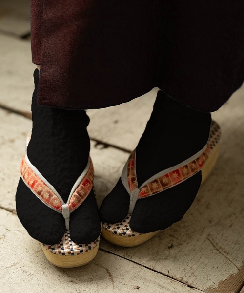 kimonomachi(キモノマチ)の「レース足袋 4枚こはぜ(和装小物・レディース・ホワイト/ブラック・S/M/L)」の2枚目の写真