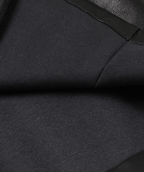 unlow（アンロー）の「【WEARISTA 心】フェイクレザースリットフレアパンツ（セットアップ対応）（その他パンツ・メンズ・ブラック/グレイッシュベージュ/ライトグリーン・S/M）」の16枚目の写真