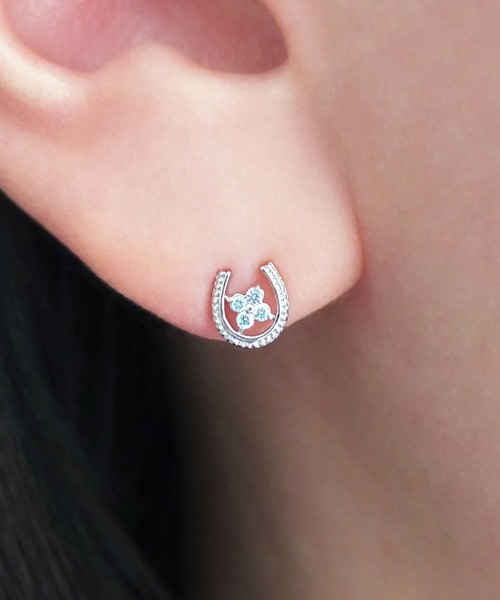 TAKE-UP(テイクアップ)の「【 Stand by U】K10ダイヤモンド ダブルハピネスピアス( WG)(ピアス(両耳用)・レディース・ホワイトゴールド・FREE)」の5枚目の写真