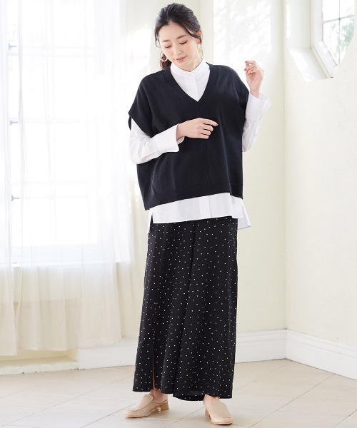 RANAN(ラナン)の「【yuiko.コラボ新色追加】スリットサテンワイドパンツ(スラックス・レディース・ブラック/ベージュ/ピンク/その他1/その他2/ドット・M/L)」の9枚目の写真
