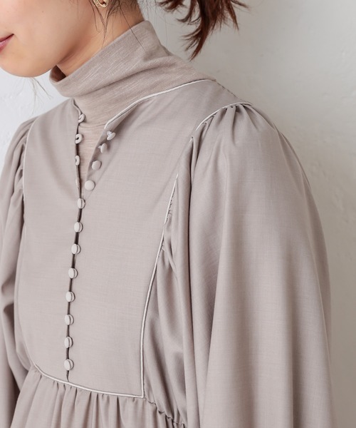 natural couture（ナチュラルクチュール）の「便利なタートルカットソートップス（Tシャツ/カットソー・レディース・ベージュ/ブラック/ピンク/アイボリー・FREE）」の10枚目の写真