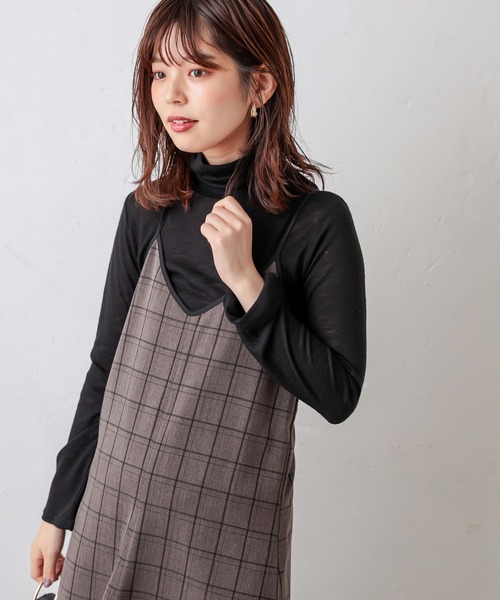 natural couture（ナチュラルクチュール）の「便利なタートルカットソートップス（Tシャツ/カットソー・レディース・ベージュ/ブラック/ピンク/アイボリー・FREE）」の14枚目の写真