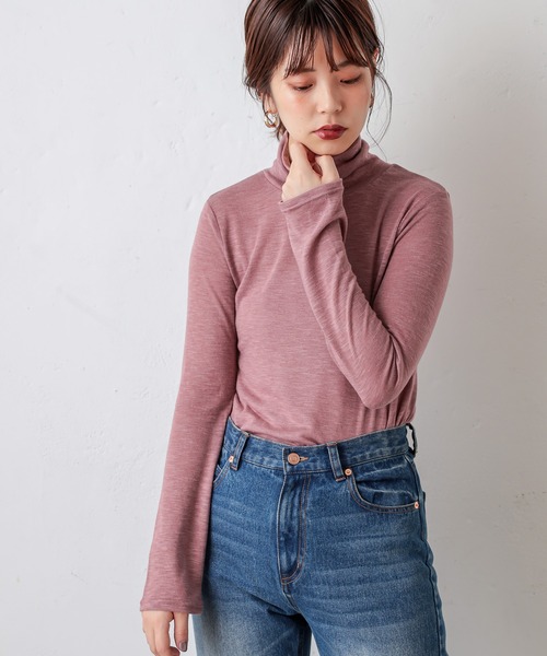 natural couture（ナチュラルクチュール）の「便利なタートルカットソートップス（Tシャツ/カットソー・レディース・ベージュ/ブラック/ピンク/アイボリー・FREE）」の15枚目の写真