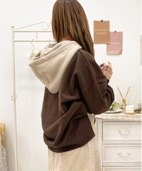 apres jour（アプレジュール）の「配色フーディー【ZOZOTOWN限定アイテム】（パーカー・レディース・アイボリー/ラベンダー/ダークブラウン/ダークブルー・X-LARGE/フリー）」の11枚目の写真