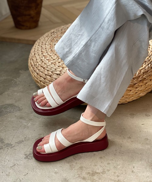 chuclla(チュクラ)の「Platform strap sandal sb-6 chs107(サンダル・レディース・ブラック/ホワイト・40/37/36/38/39)」の10枚目の写真