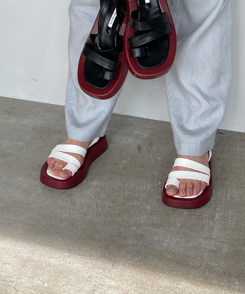 chuclla(チュクラ)の「Platform strap sandal sb-6 chs107(サンダル・レディース・ブラック/ホワイト・40/37/36/38/39)」の12枚目の写真