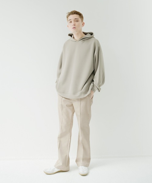 NILWAY(ニルウェイ)の「PUレザー センタープリーツ ソフト フレアパンツ(その他パンツ・メンズ・グレイッシュベージュ/ミント/ブラック・LARGE/MEDIUM)」の18枚目の写真