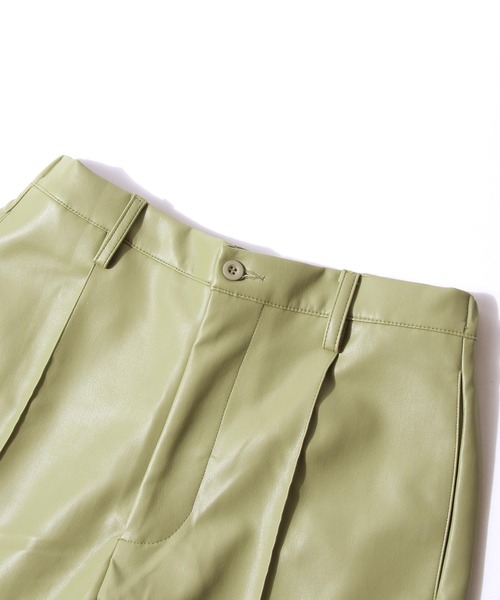 NILWAY(ニルウェイ)の「PUレザー センタープリーツ ソフト フレアパンツ(その他パンツ・メンズ・グレイッシュベージュ/ミント/ブラック・LARGE/MEDIUM)」の19枚目の写真