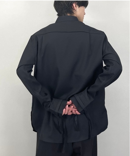 Chikashitsu +（チカシツプラス）の「【Chikashitsu +】arm rope shirt（シャツ/ブラウス・メンズ・ホワイト/ブラック・ONE SIZE）」の6枚目の写真