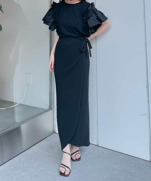 Vicente(ヴィセンテ)の「Amanda rib skirt(スカート・レディース・オフホワイト/ベージュ/ブラック・FREE)」の3枚目の写真