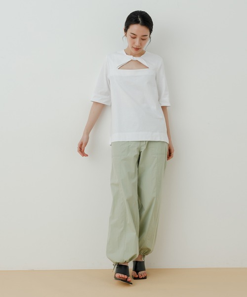 GANNI（ガニー）の「【GANNI】コットンジャージーTシャツ（Tシャツ/カットソー・レディース・ブラック/ホワイト・S）」の4枚目の写真