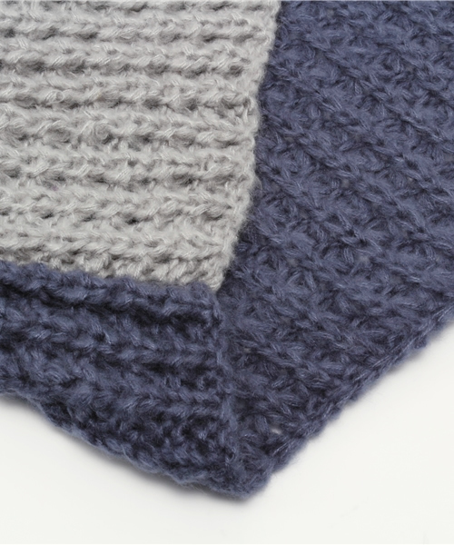 チャイハネ（チャイハネ）の「【チャイハネ】バイカラーツートスヌード（ストール/ショール・レディース・オレンジ/ブラック/ブルー/ベージュ/ライトパープル/パープル/レッド/ホワイト/イエロー・FREE）」の12枚目の写真