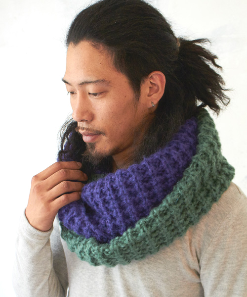 チャイハネ（チャイハネ）の「【チャイハネ】バイカラーツートスヌード（ストール/ショール・レディース・オレンジ/ブラック/ブルー/ベージュ/ライトパープル/パープル/レッド/ホワイト/イエロー・FREE）」の18枚目の写真