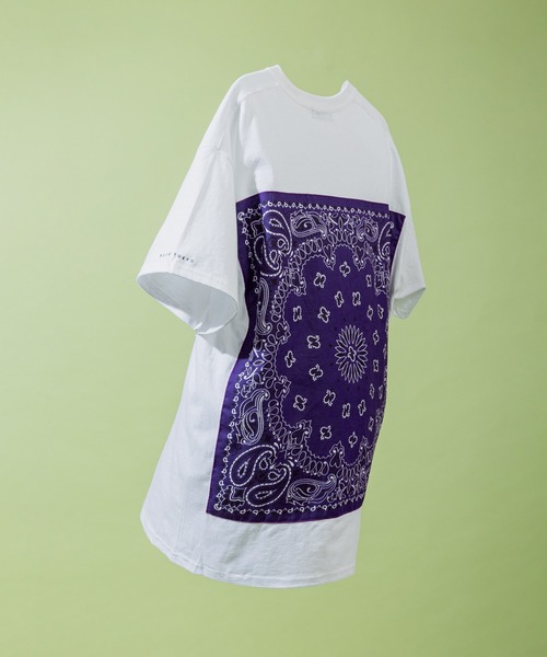 HAV-A-HANK（ハバハンク ）の「別注：HAV-A-HANK/ハバハンク バンダナTシャツ（Tシャツ/カットソー・メンズ・ホワイト×ホワイト/ベージュ系1/ホワイト×ブラック/ブラック系その他/ベージュ系3/ホワイト系その他/ベージュ系5/ベージュ系6/ベージュ系2/ホワイト×ネイビー/ホワイト×ブルー/ホワイト×パープル/ベージュ系4/ブラック×レッド/ブラック×ホワイト/ブラック×グレー/ブラック×ブラック/ブラック×ブルー・M/L/XL）」の7枚目の写真