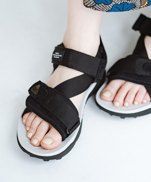 haco!（ハコ）の「Flower MOUNTAIN 見た目もはき心地もたまらない！ハイスペックアウトドアサンダル UBUD（サンダル・レディース・カーキ/ブラック系その他・1/2/4/3/5）」の6枚目の写真