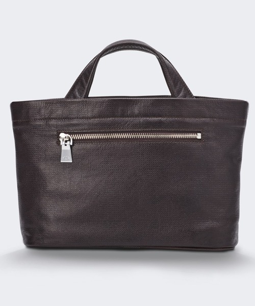 aniary（アニアリ）の「ミニトート（クロッシングレザー）（トートバッグ・メンズ・ダークブラウン/グレー/ブルー系その他/ブラック/ネイビー/ダークネイビー/チャコールグレー/ブラック系その他/ダークオレンジ/パープル/モスグリーン系・FREE）」の6枚目の写真