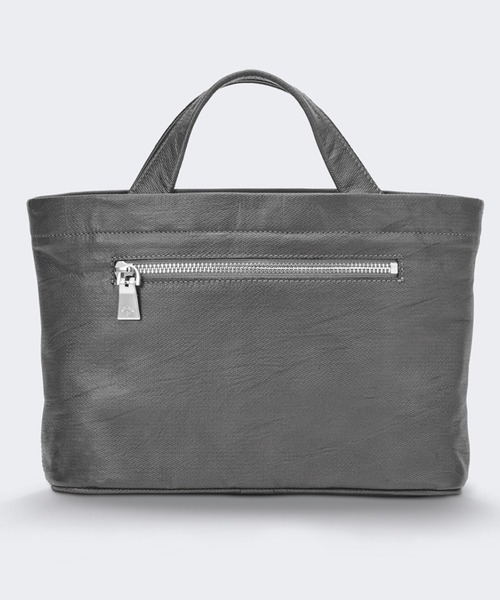 aniary（アニアリ）の「ミニトート（クロッシングレザー）（トートバッグ・メンズ・ダークブラウン/グレー/ブルー系その他/ブラック/ネイビー/ダークネイビー/チャコールグレー/ブラック系その他/ダークオレンジ/パープル/モスグリーン系・FREE）」の5枚目の写真