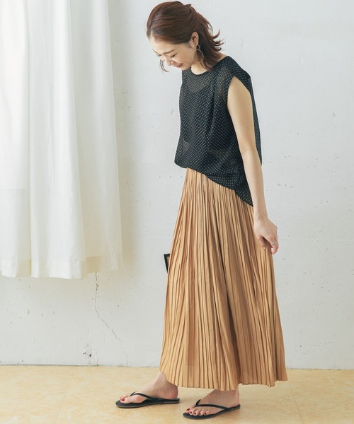URBAN RESEARCH ROSSO WOMEN（アーバンリサーチ　ロッソ）の「ジオメトリックフレンチスリーブブラウス（シャツ/ブラウス・レディース・ブラック系その他/ベージュ系その他・FREE）」の6枚目の写真