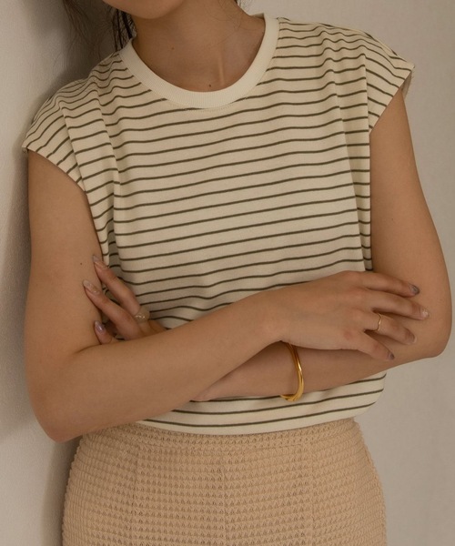 I_am(アイアム)の「no sleeve border t-shirt(Tシャツ/カットソー・レディース・ブラック/ベージュ/オリーブ・FREE)」の1枚目の写真