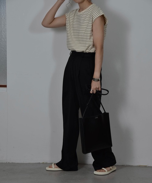 I_am(アイアム)の「no sleeve border t-shirt(Tシャツ/カットソー・レディース・ブラック/ベージュ/オリーブ・FREE)」の14枚目の写真