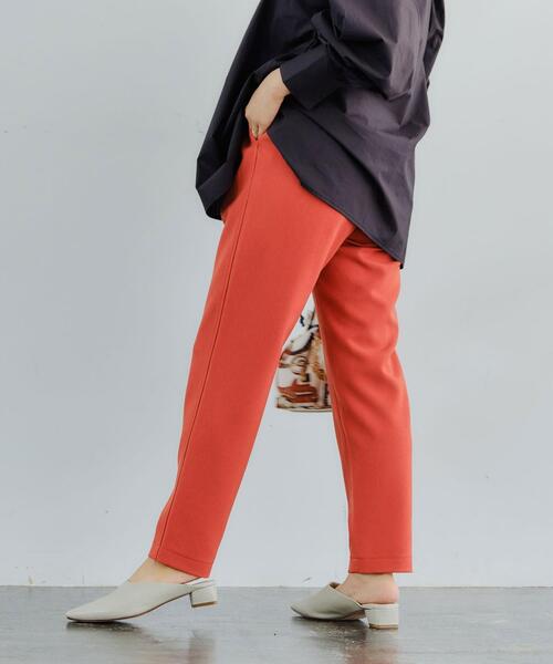 green label relaxing（グリーンレーベルリラクシング）の「【WEB限定】［XS/H148-155㎝］オルマイパンツ テーパード -ウォッシャブル・ストレッチ・防シワ・吸水速乾-（その他パンツ・レディース・オフホワイト/モカ/レッド/ネイビー・XS）」の11枚目の写真