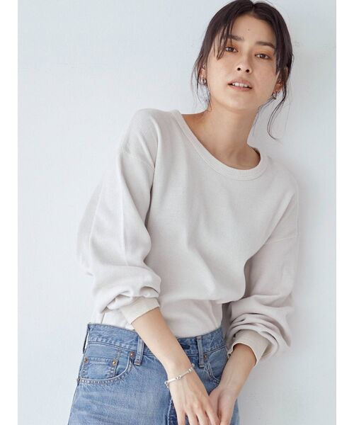 Ungrid（アングリッド）の「ラウンドロングスリーブTee（Tシャツ/カットソー・レディース・オフホワイト/ブラック/ライトグリーン・FREE）」の9枚目の写真