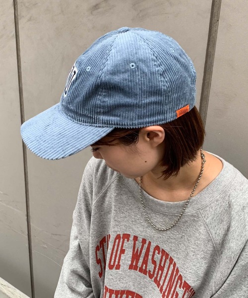 UNIVERSAL OVERALL(ユニバーサルオーバーオール)の「【UNIVERSAL OVERALL/ユニバーサルオーバーオール】別注コーデュロイキャップ(キャップ・メンズ・スカイブルー/ブラック/ブラウン/アイボリー・ONE SIZE)」の5枚目の写真