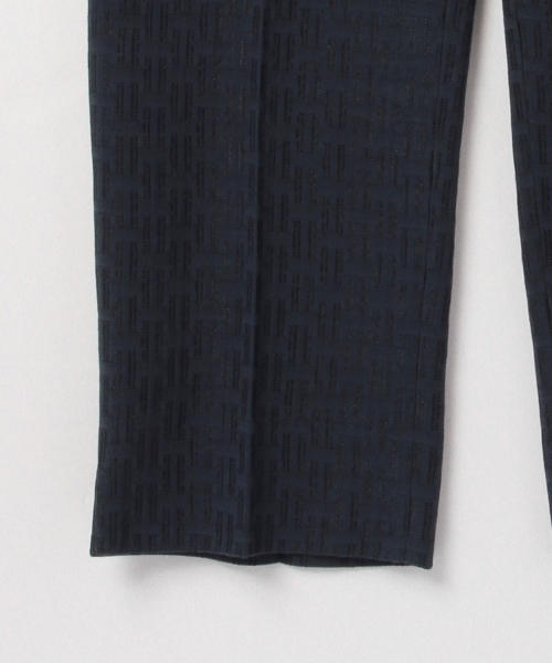 Demi-Luxe BEAMS（デミルクス ビームス）の「INCOTEX / スリム ラメジャカード クロップドパンツ（その他パンツ・レディース・イエロー/ネイビー・44/38/40/42）」の5枚目の写真