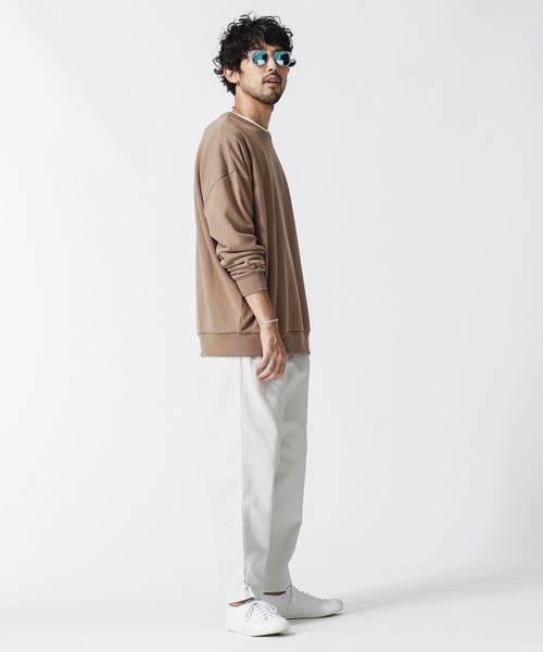 NANO universe(ナノユニバース)の「ビッグシルエットクルーネックスウェット(スウェット・メンズ・ブラック/モカ/ホワイト/トップグレー/ピンク/チャコール・M/S/L)」の9枚目の写真