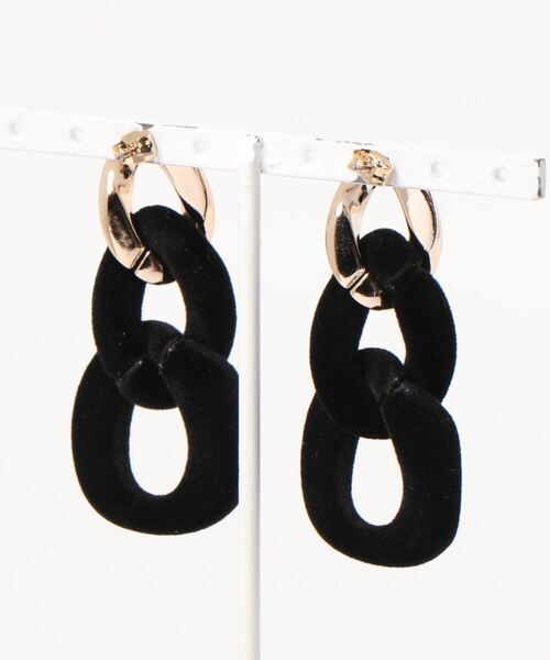 Narcissus(ナルシス)の「【Narcissus】チェーン3連ピアス(ピアス(両耳用)・レディース・ブラック・FREE)」の2枚目の写真