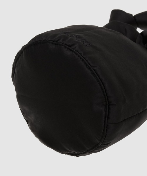 GANNI（ガニー）の「Satin Knots（ハンドバッグ・レディース・ライトグリーン/ブラウン系その他/ブラック・ONESIZE）」の5枚目の写真