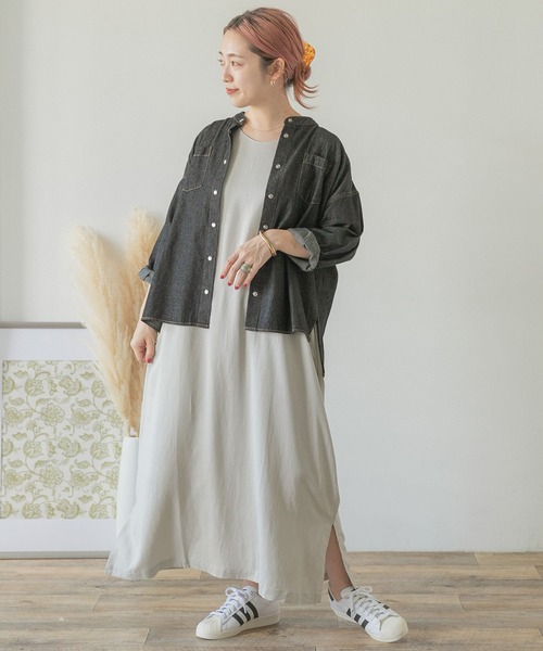 ITEMS URBANRESEARCH（アイテムズ アーバンリサーチ）の「バンドカラーデニムシャツ（シャツ/ブラウス・レディース・ブラック/ブルー/ライトブルー・FREE）」の19枚目の写真