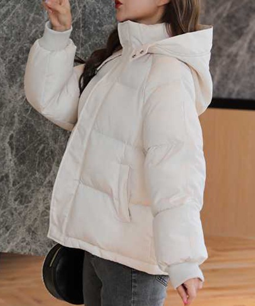 FRP（エフアールピー）の「YUGA  フーディ　中綿ダウン調ブルゾンコート（ダウンジャケット/コート・レディース・ブラック/ブルー/ホワイト/ベビーピンク・XL/M/L）」の13枚目の写真